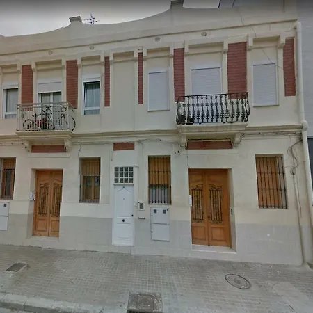 Old Fisherman's House In Malvarrosa Valencia