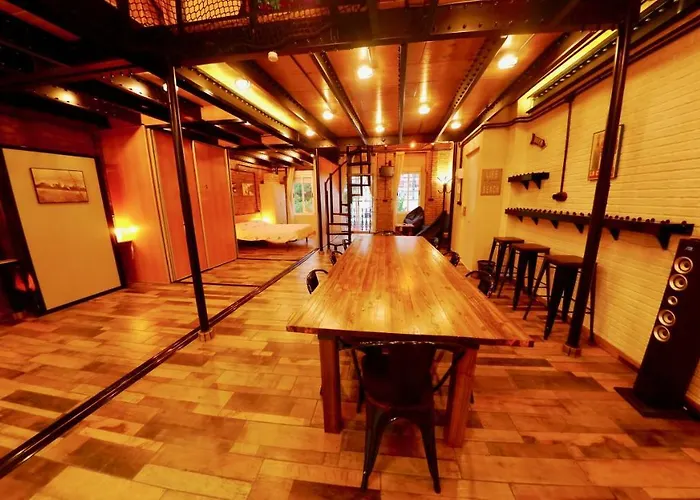 Old Fisherman's House In Malvarrosa شقة