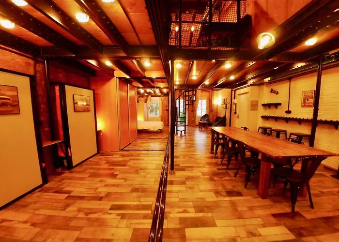 Old Fisherman's House In Malvarrosa شقة *